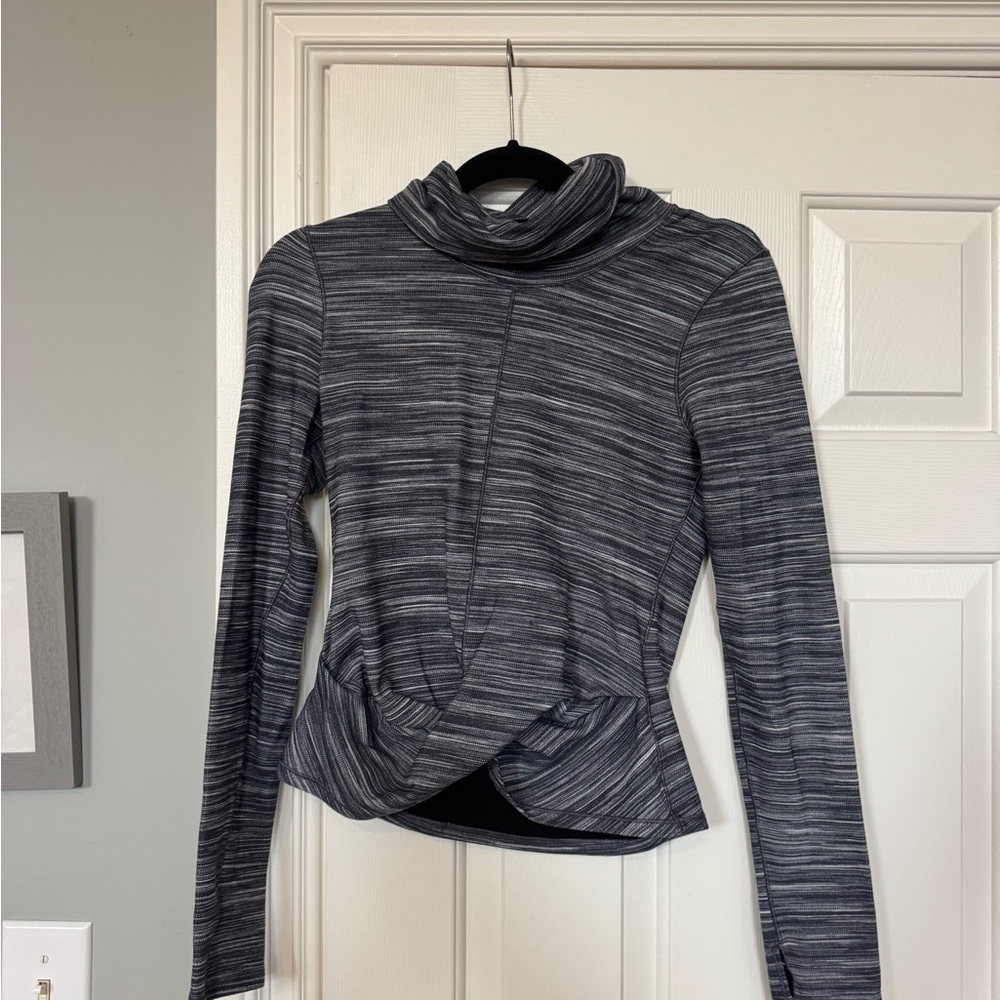 Lululemon Striped Gray Twist-Front Long Sleeve Fleece